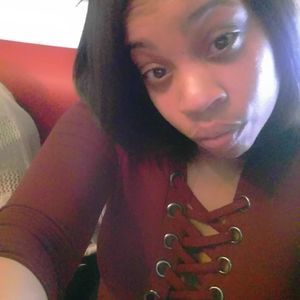 Meet your Posher, Genevieve